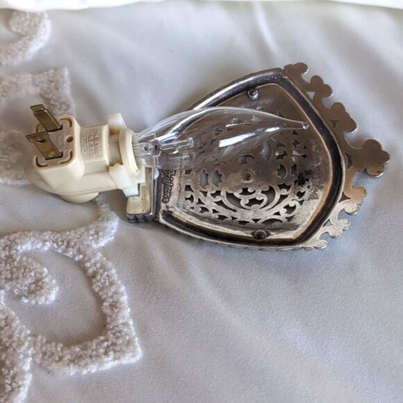 Brighton Royale Regal  Night Light - Picture 8 of 8